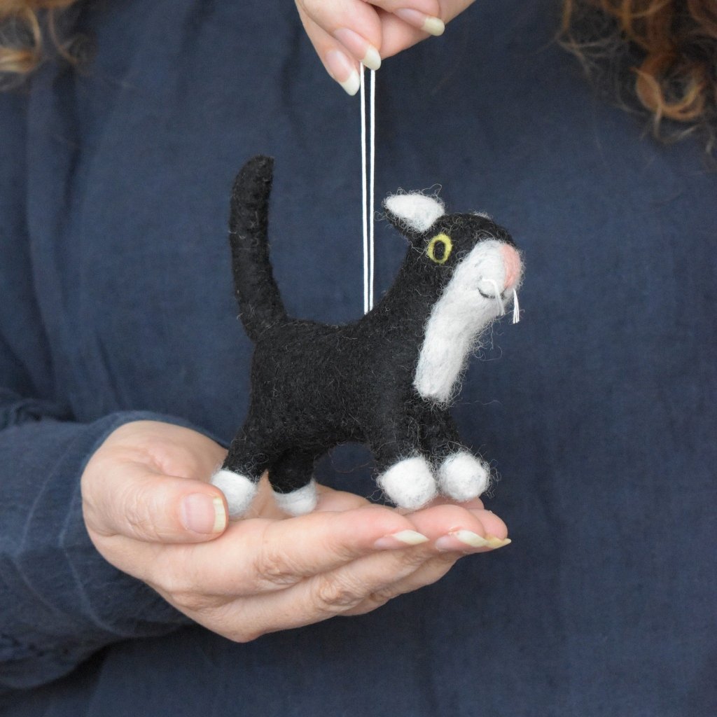 Felt Cat Decoration - Black - Tik Tak Design Co.