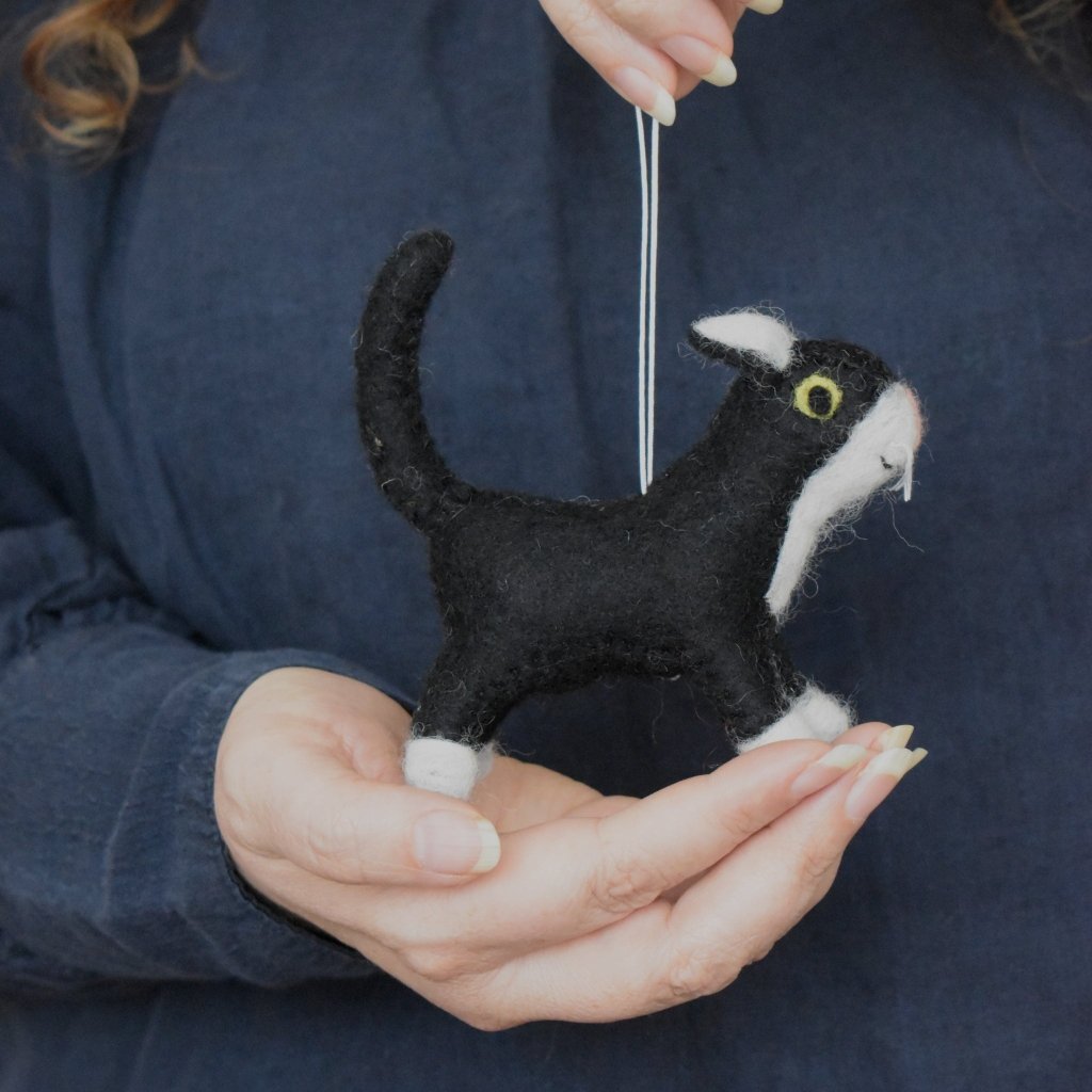 Felt Cat Decoration - Black - Tik Tak Design Co.