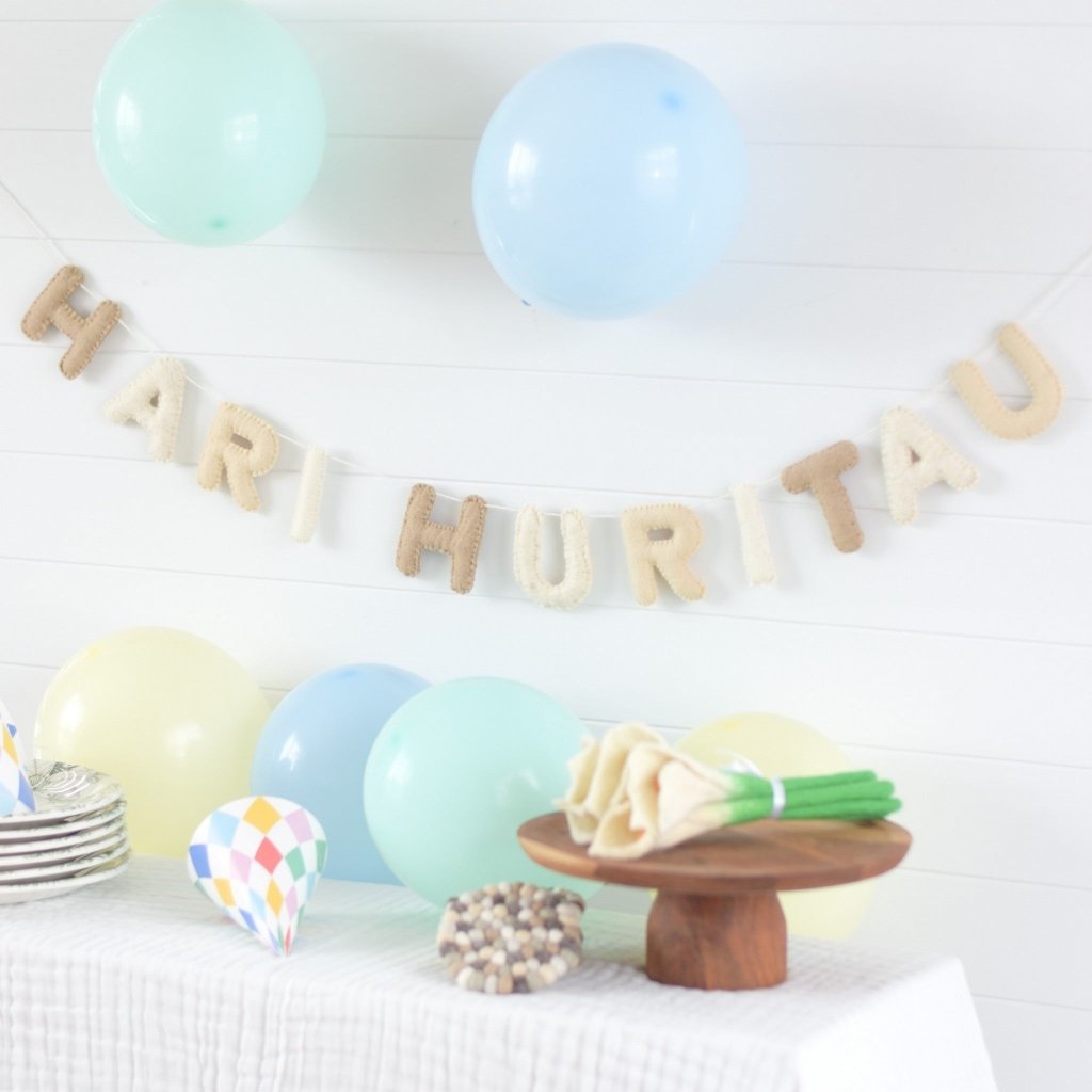 Neutral Hari Huritau Felt Banner - Tik Tak Design Co.