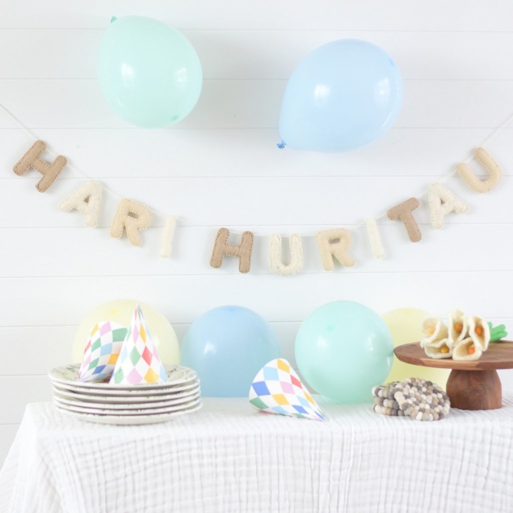 Neutral Hari Huritau Felt Banner - Tik Tak Design Co.