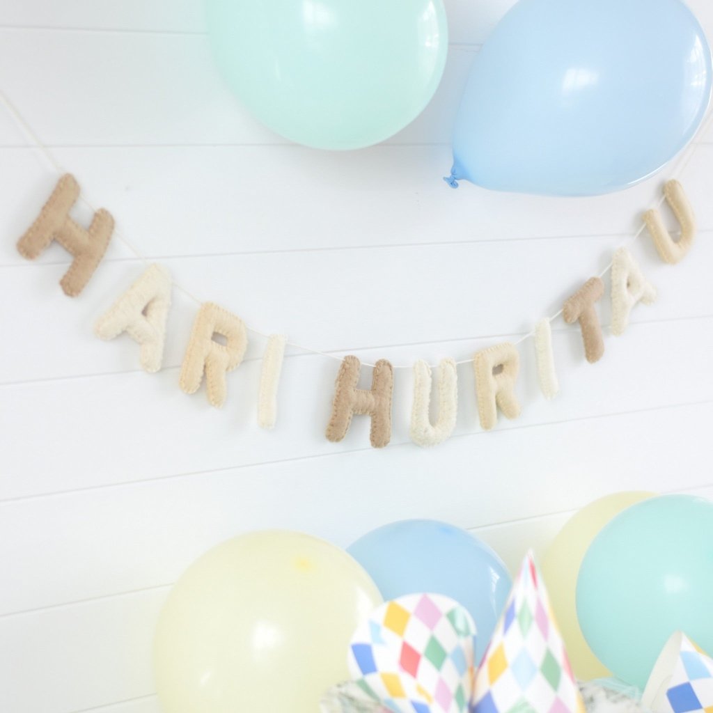 Neutral Hari Huritau Felt Banner - Tik Tak Design Co.