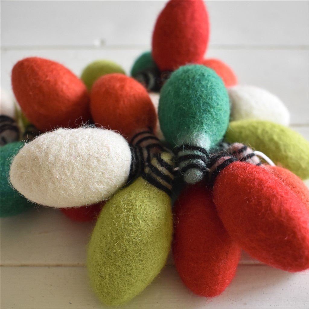 Christmas Lights Garland Traditonal - Tik Tak Design Co.