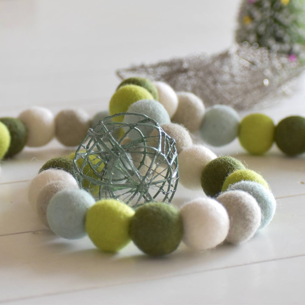 Happy Holidays Christmas Garland - Tik Tak Design Co.