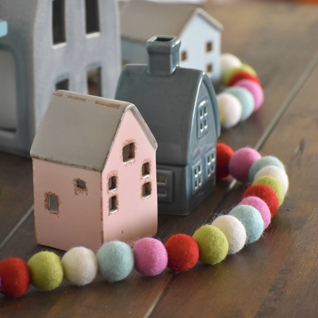 Holiday Cheer Christmas Garland - Tik Tak Design Co.